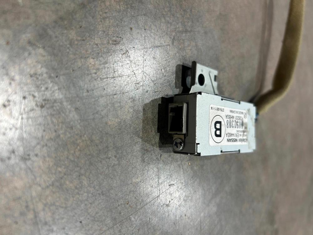 2014-2020 Infiniti Q50 Radio Antenna Receiver Amplifier Module OEM EN1446EA – photo 4