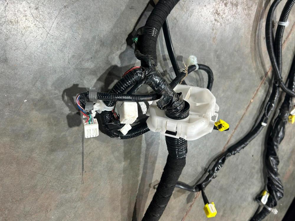 2014-2016 Infiniti Q50 Hybrid Right Body Cabin Interior Floor Wire Harness – photo 2