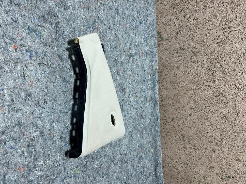 2014-2017 Maserati Ghibli Rear Left Driver Side C Pillar Trim Cover OEM – photo 3