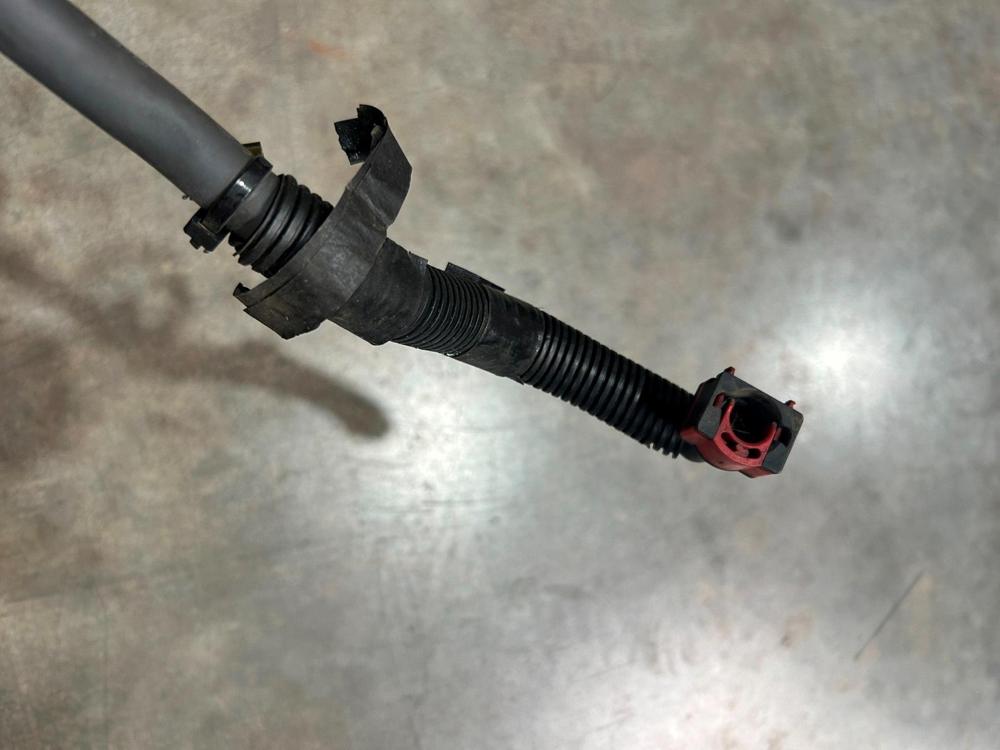 2019-2021 Ford Expedition Fuel Emission System Vapor Hose Pipe OEM KL34-9D188-AD – photo 4
