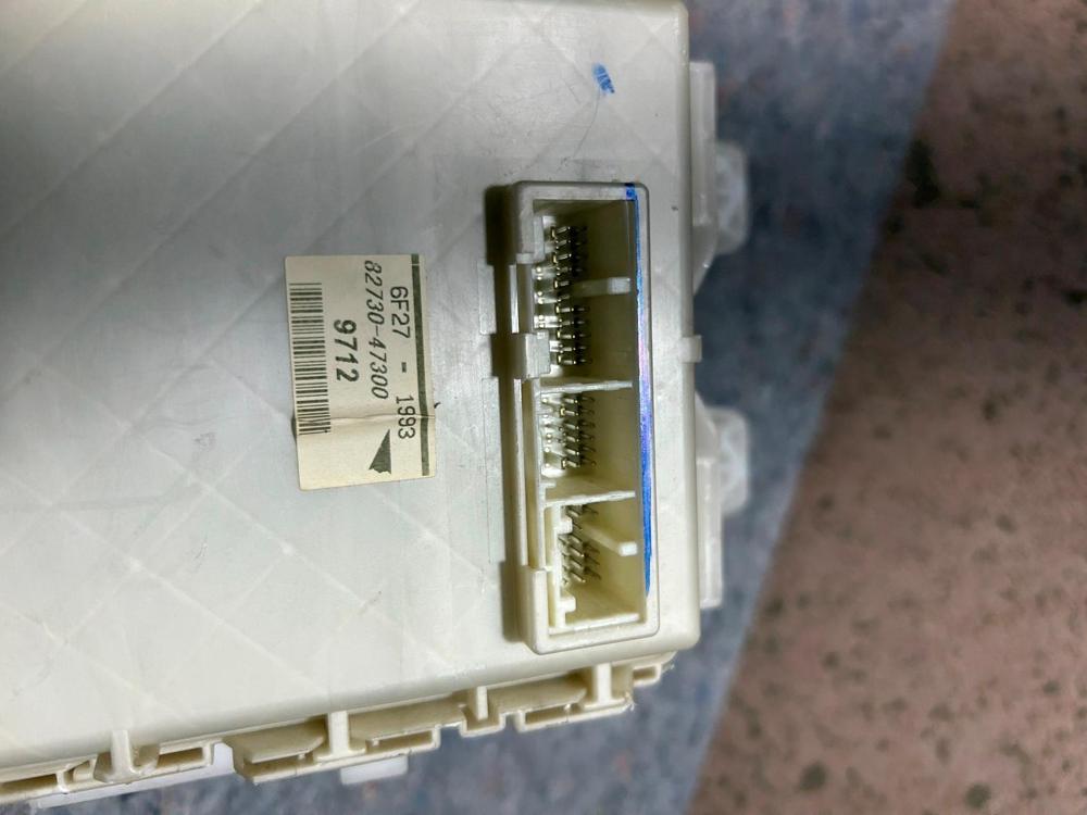 OEM 04-09 Toyota Prius Under Dash Cabin Interior Junction Relay Block Fuse Box – photo 3