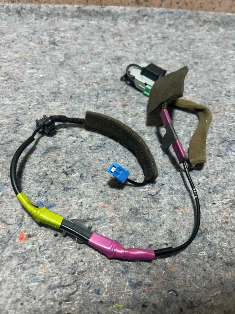 2018 Yaris Ia GPS Antenna Navigation Module DA6C66DY0 KF315 OEM – photo 1