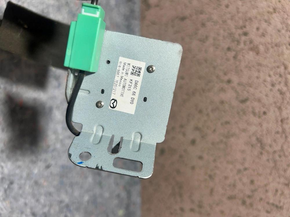 2018 Yaris Ia GPS Antenna Navigation Module DA6C66DY0 KF315 OEM – photo 4