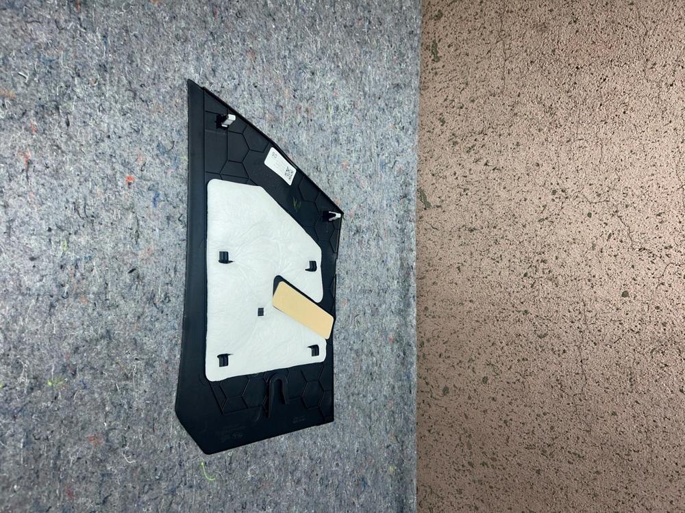 2020-2025 Kia Telluride Center Console Left Side Lower Trim Cover Panel OEM – photo 2