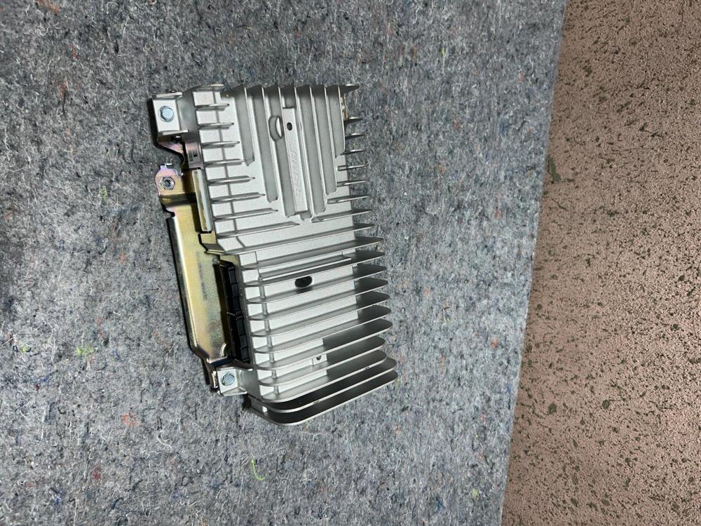 2830080020REV03 Infiniti Bose Radio Amplifier Module Assembly OEM Genuine – photo 3