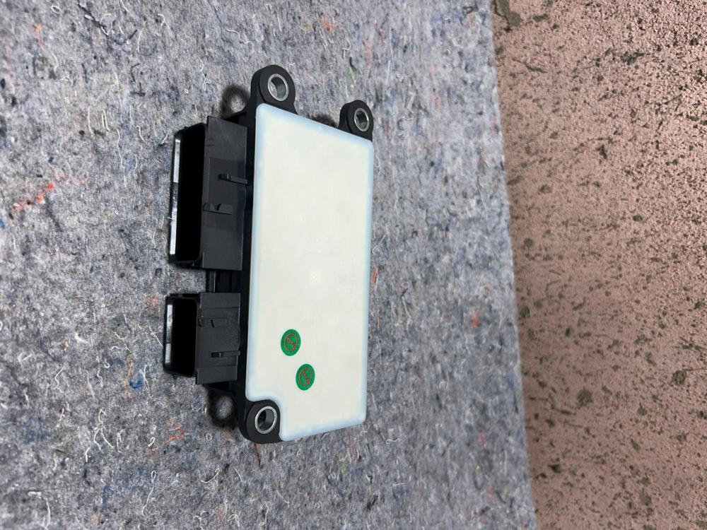 2017-2019 Cadillac CTS Chevy Impala SRS Control Module 13510401 OEM – photo 2