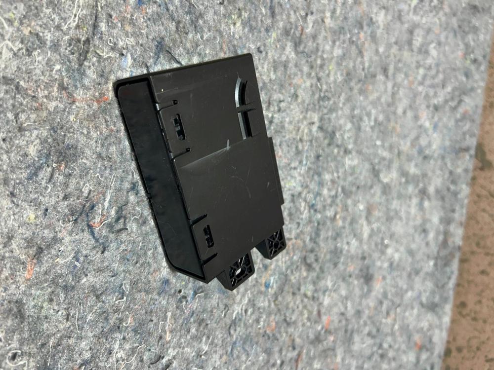Front Seat Control Module 873D61CA0A Infiniti FX50 FX35 QX70 2009-2017 OEM – photo 2