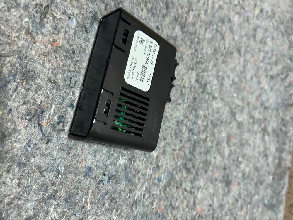 Front Seat Control Module 873D61CA0A Infiniti FX50 FX35 QX70 2009-2017 OEM – photo 3