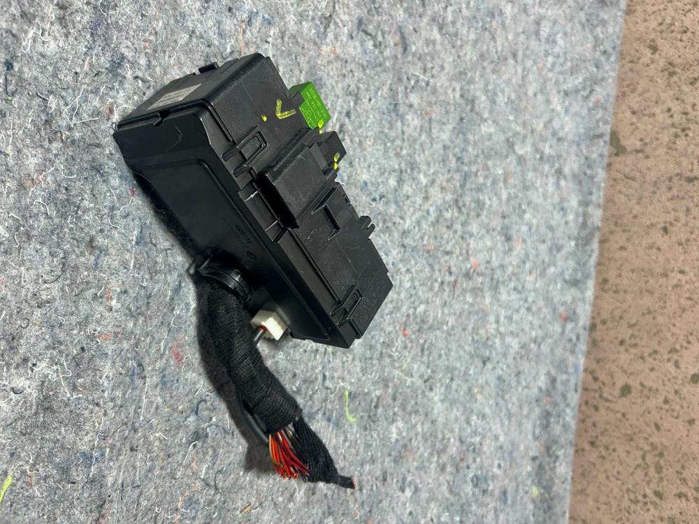 2015-2019 Fuse Box JB520324-5 – photo 2