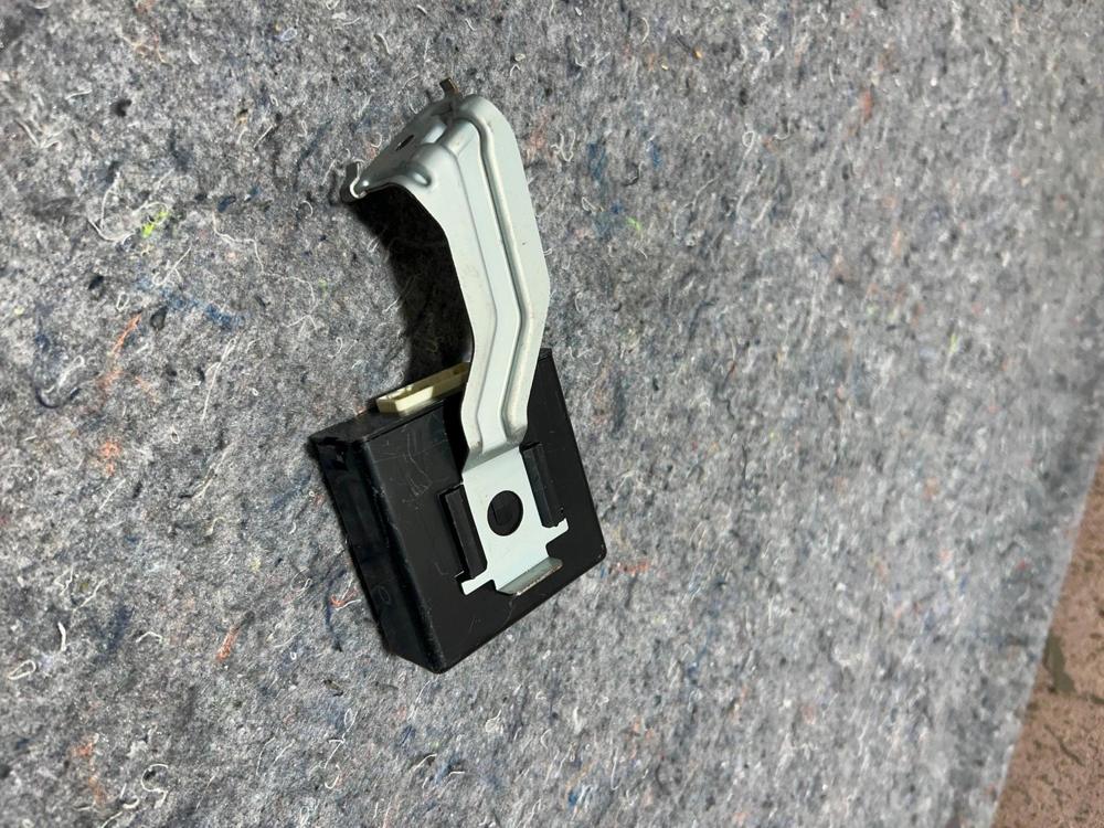 2014-2022 Infiniti Q50 Q60 Dash Automatic Headlight Headlamp Control Module OEM – photo 4