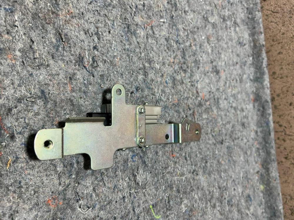 2014 Q50 Fuel Pump ECU 170014GB0A OEM 170014GB0A 499300-5010 – photo 2