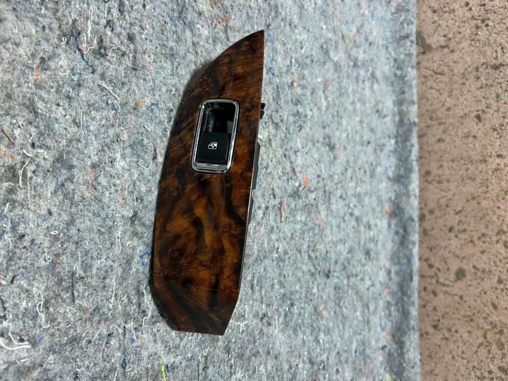 2015 Chevrolet Impala Passenger Right Rear Power Window Switch 23117577 OEM – photo 2