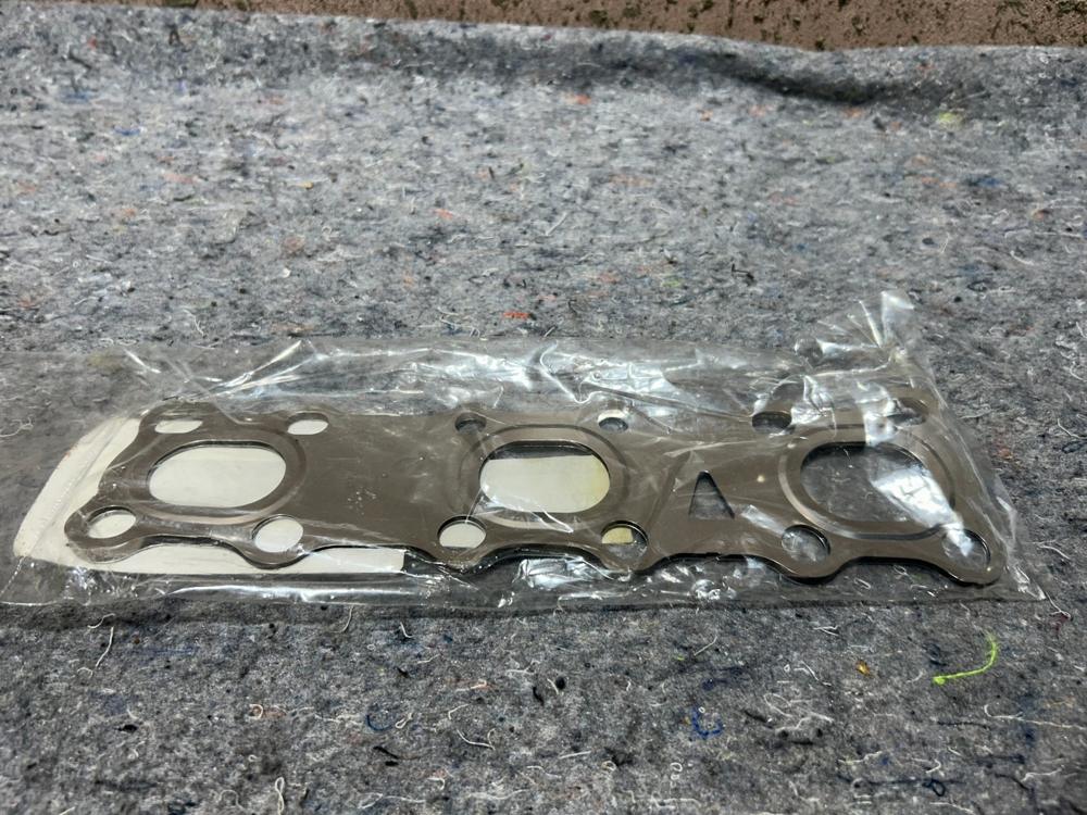 2005-2024 Nissan Genuine 14036-EA200 Gasket-exhaust Manifold 14036EA200 – photo 2