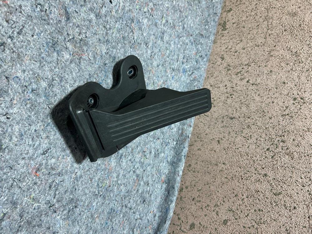 Mazda Genuine OEM Gas Pedal GHK3-41600-F – photo 4