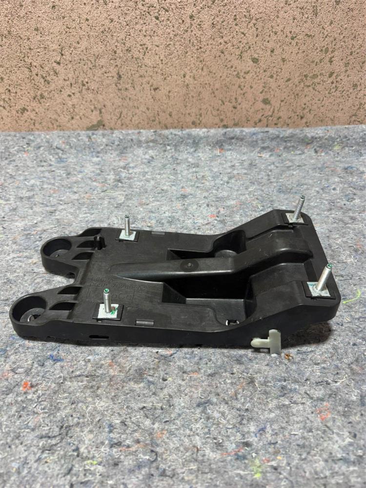 2013-2016 Ford Fusion Center Console Shift Shifter Mount Bracket Support OEM – photo 1