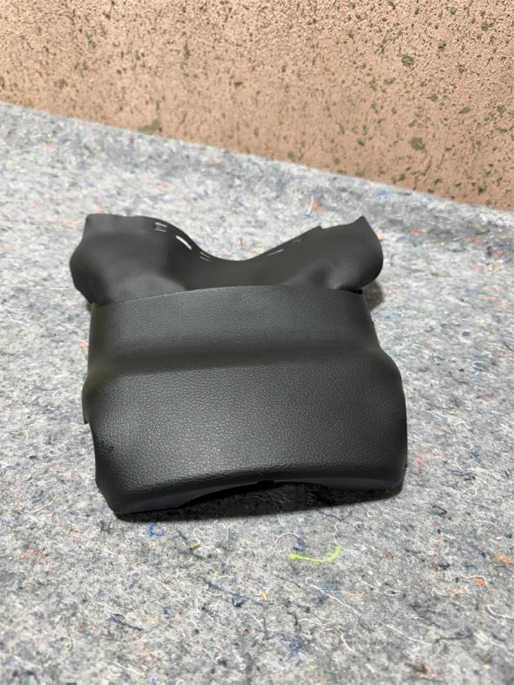 2020-2024 Kia Telluride Steering Column Upper Surround Housing Cover Panel OEM – photo 1
