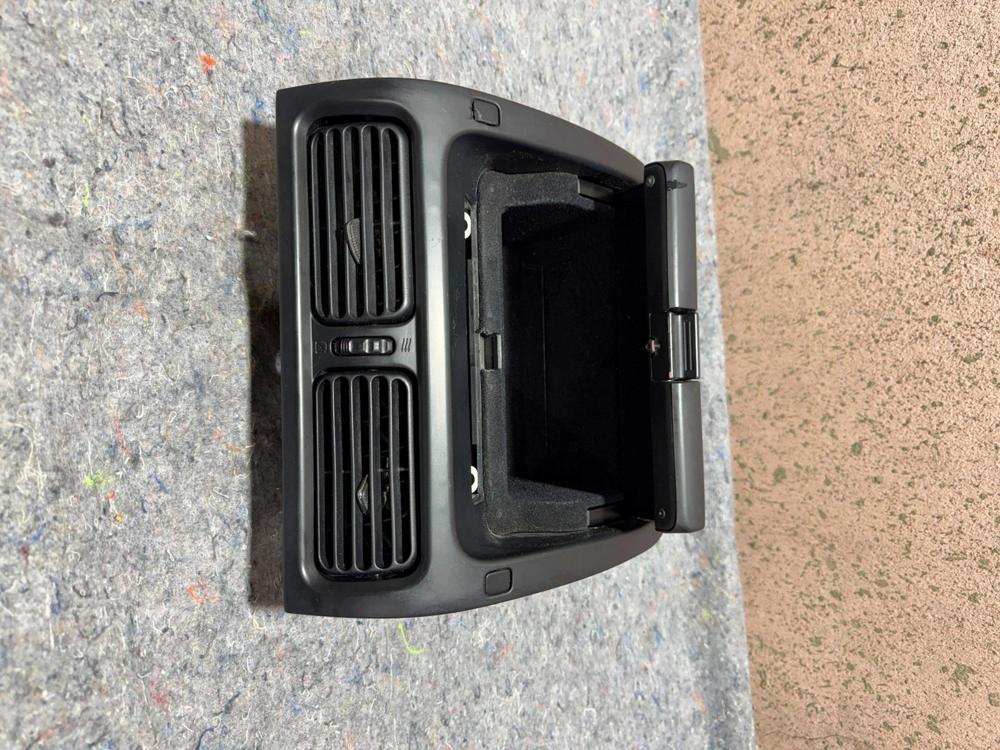 2001-2005 Lexus IS300 Center Dash Cubby Compartment Vent Console OEM – photo 2