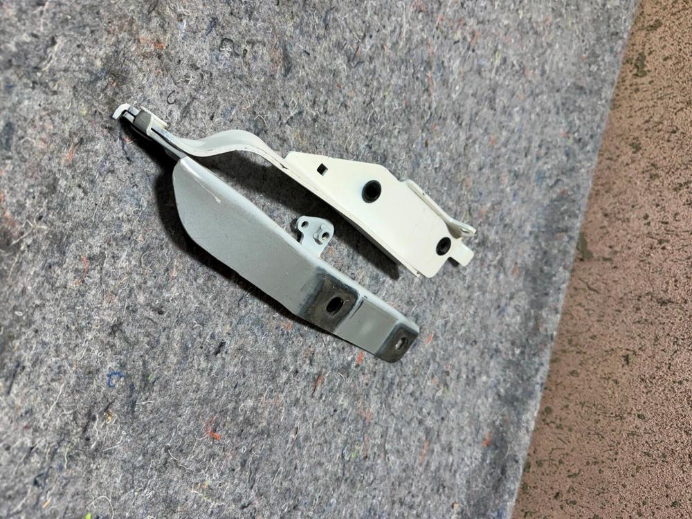 14-23 Infiniti Q50 Q60 Front Passenger Side Hood Bonnet Hinge OEM – photo 4