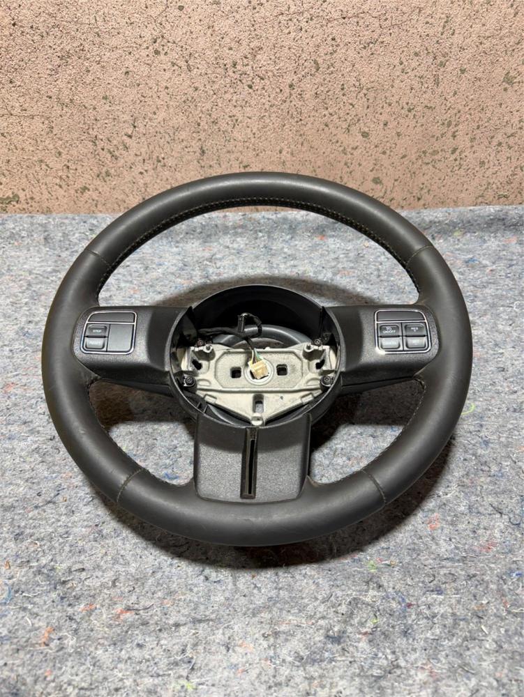 11-17 Jeep Patriot Sport SE Steering Wheel Leather W/control Buttons 1QJ871DFAL – photo 1