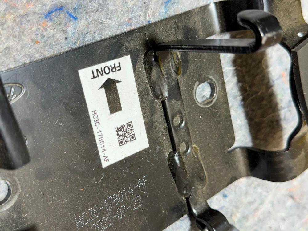 2017-2019 Ford F250 Sd Floor Lift Jack Bracket HC3C-17B014-AF – photo 2