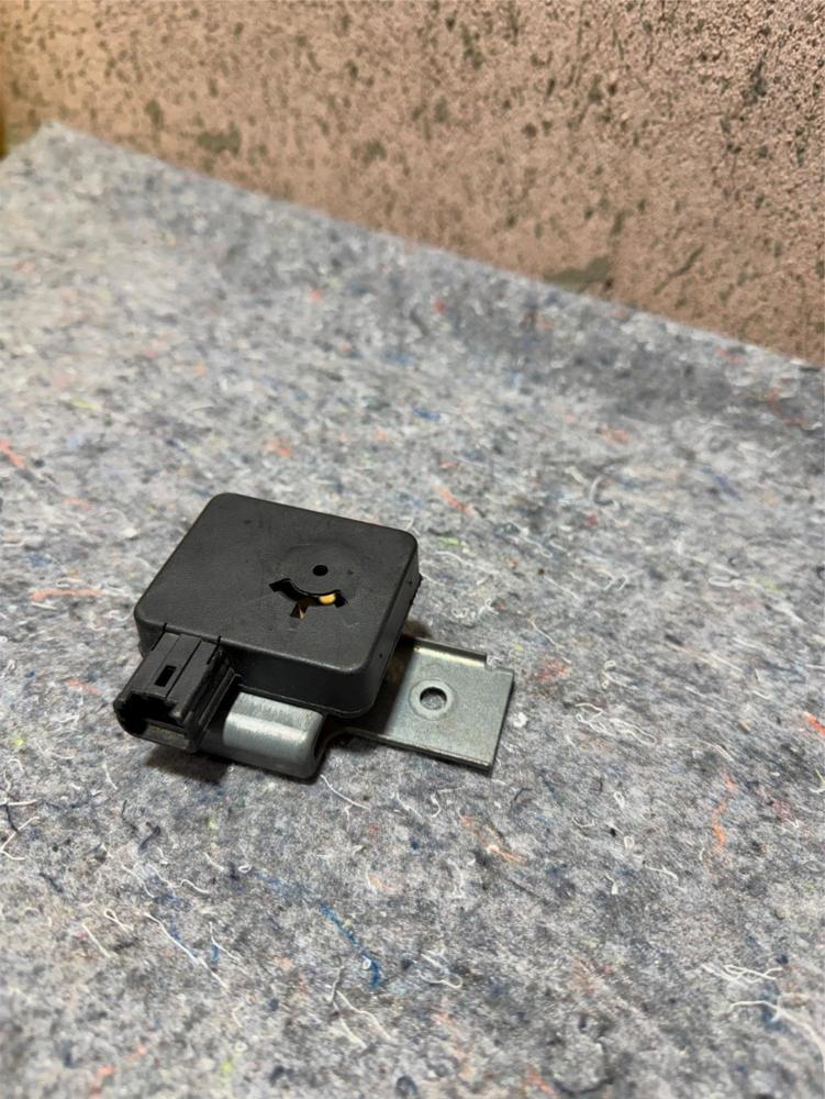 14-23 Infiniti Q50 Q60 Anti Theft Door Lock Keyless Control Module Unit OEM – photo 1