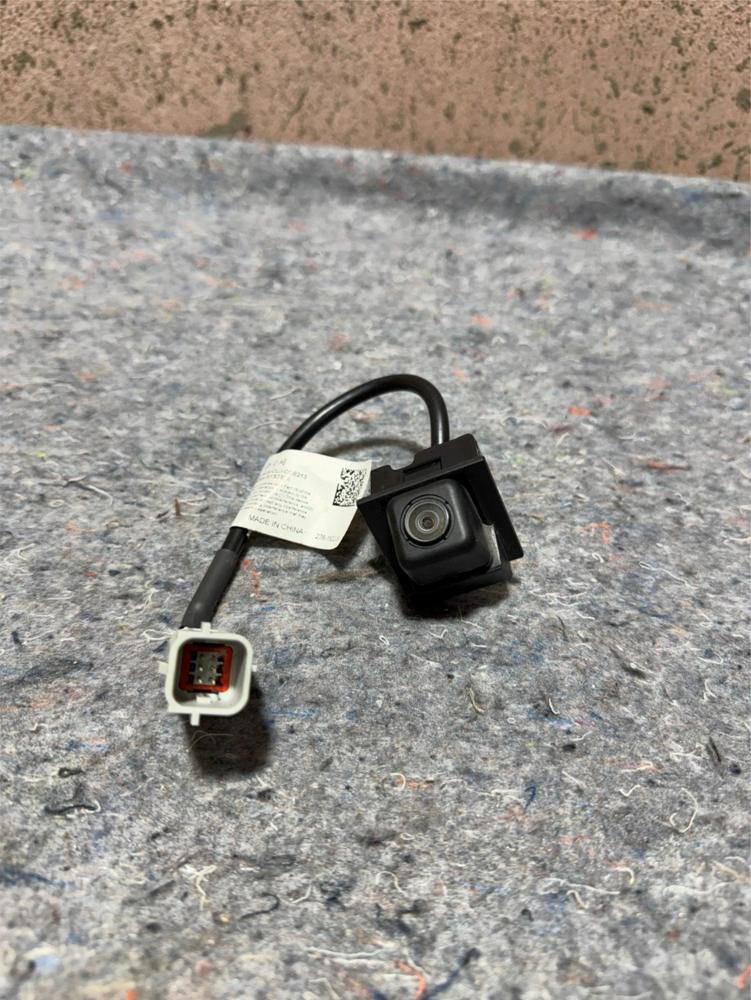 2019 Chevrolet Spark Tailgate Liftgate Rear View Backup Camera OEM 42477239 – photo 1