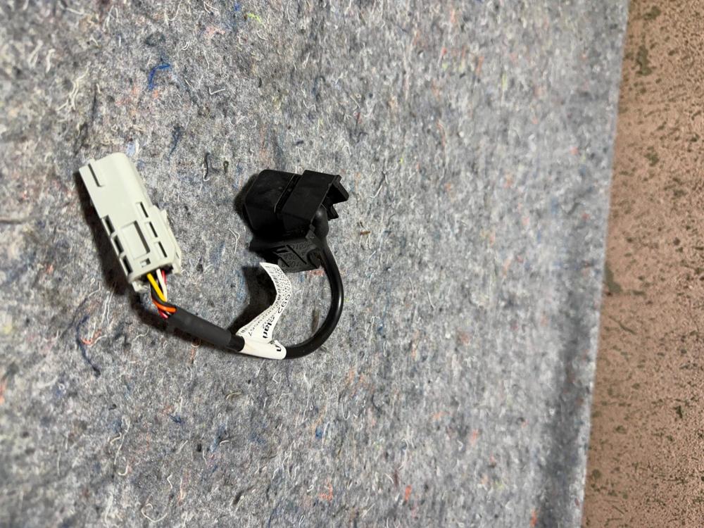 2019 Chevrolet Spark Tailgate Liftgate Rear View Backup Camera OEM 42477239 – photo 4