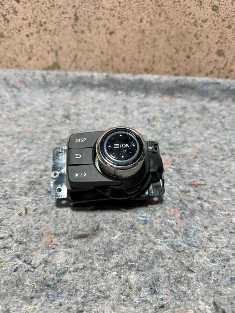 2017-2022 Infiniti Q60 Dash Center Multi Display Switch OEM 283952V72A – photo 1