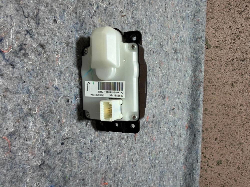 2017-2022 Infiniti Q60 Dash Center Multi Display Switch OEM 283952V72A – photo 4