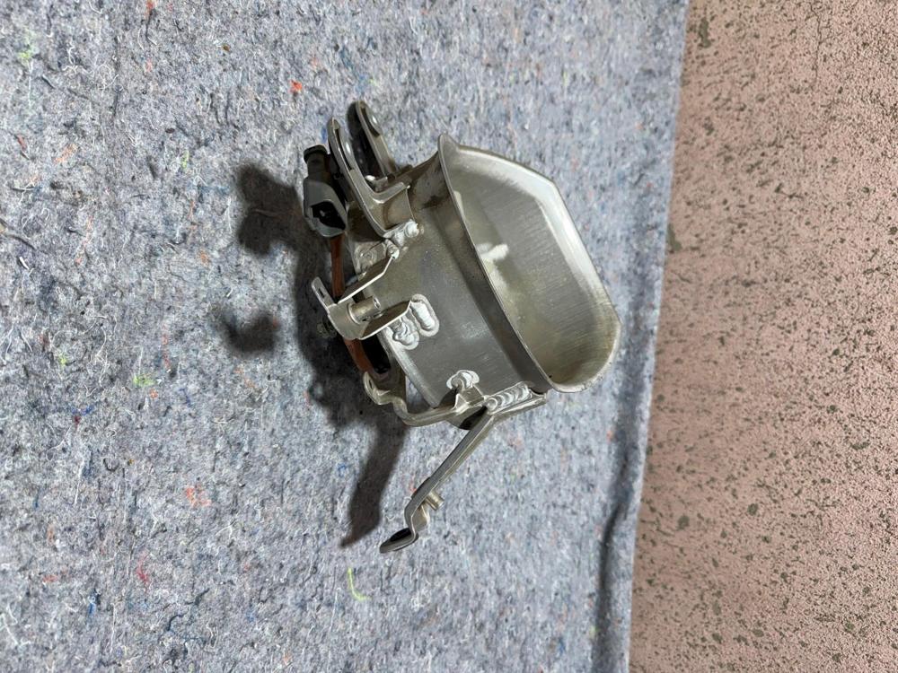 1991-2005 Acura NSX Front Engine Compartment Electric Cooling Motor Fan Assmebly – photo 4