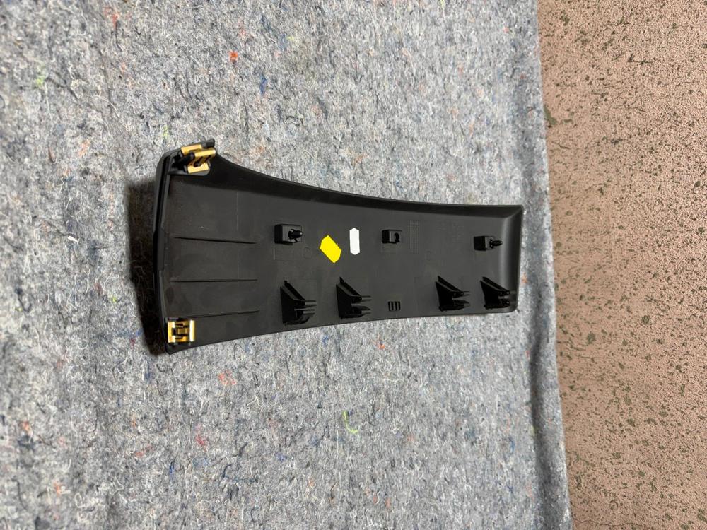 2014-2020 Maserati Ghibli Front Left Side Seat Lower Trim Cover Panel OEM – photo 4