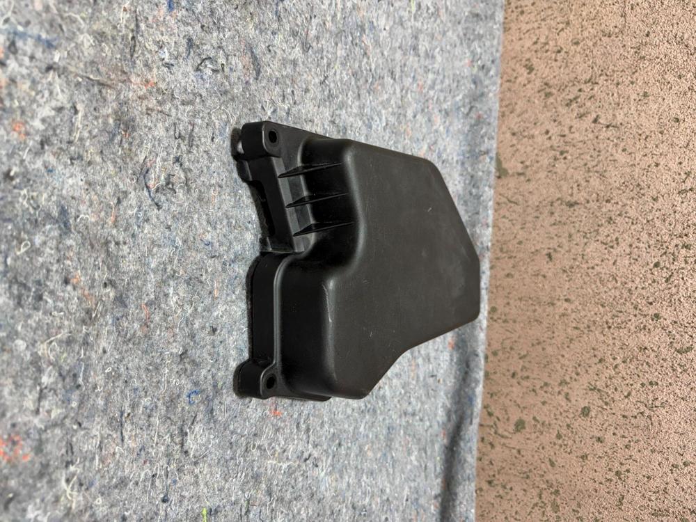 2002-2010 Lexus SC430 Engine Computer Control Module ECU Housing OEM 4941 XA1 – photo 4