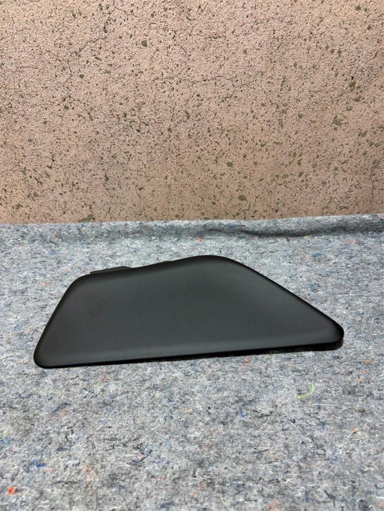 14-17 Maserati Ghibli Front Right Side Center Console Cover Panel Trim OEM – photo 1