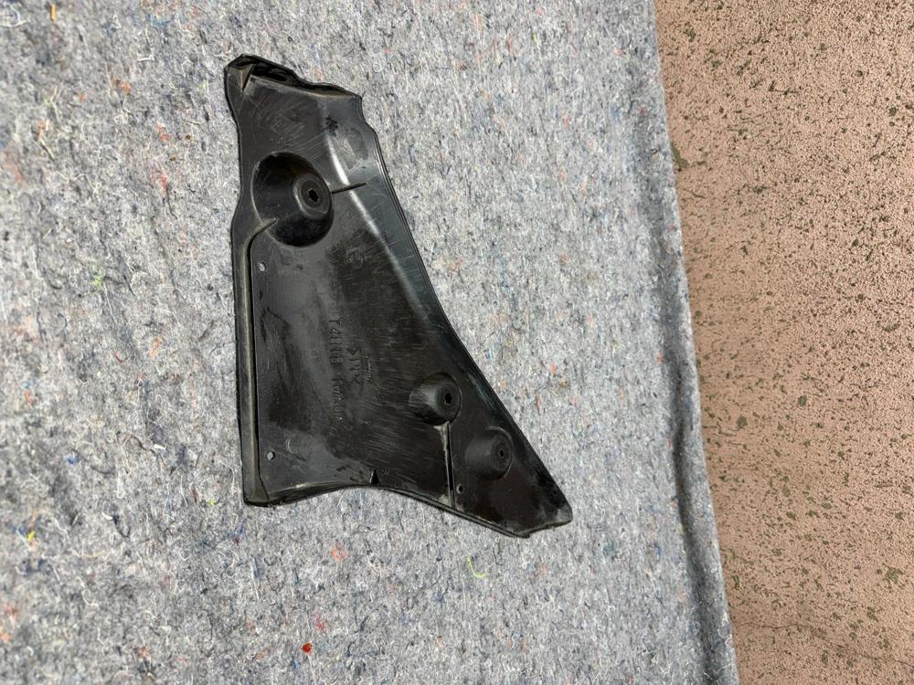 2014-2024 Infiniti Q50 Rear Right Tunnel Stay Bracket Cover OEM 748181MA0A – photo 3