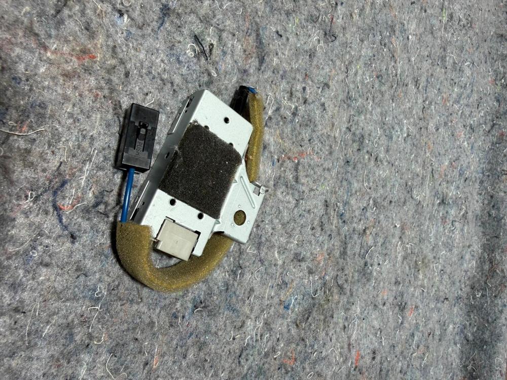 14-20 Infiniti Q50 Radio Antenna Amplifier Relay Module Control Unit OEM – photo 4