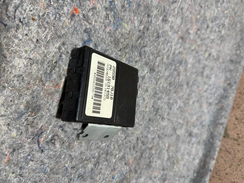 1993-1996 Infiniti G20 Theft Locking Module 16191459 – photo 2