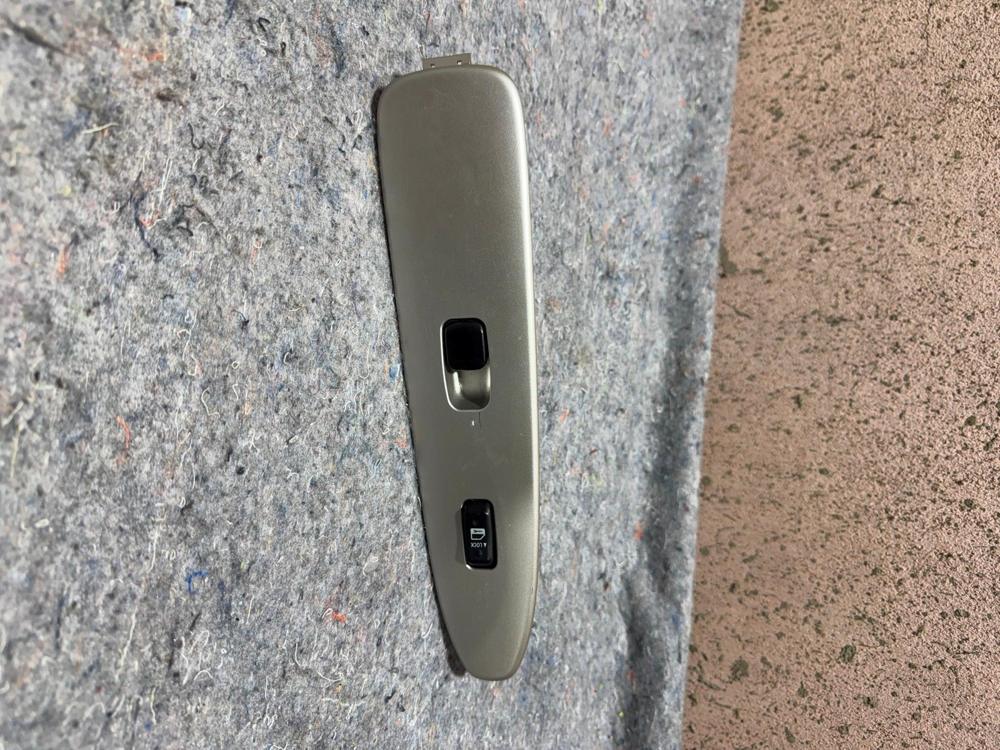 2001-2005 Lexus IS300 Right Passenger OEM Side Front Maseter Switch 74232-53030 – photo 3