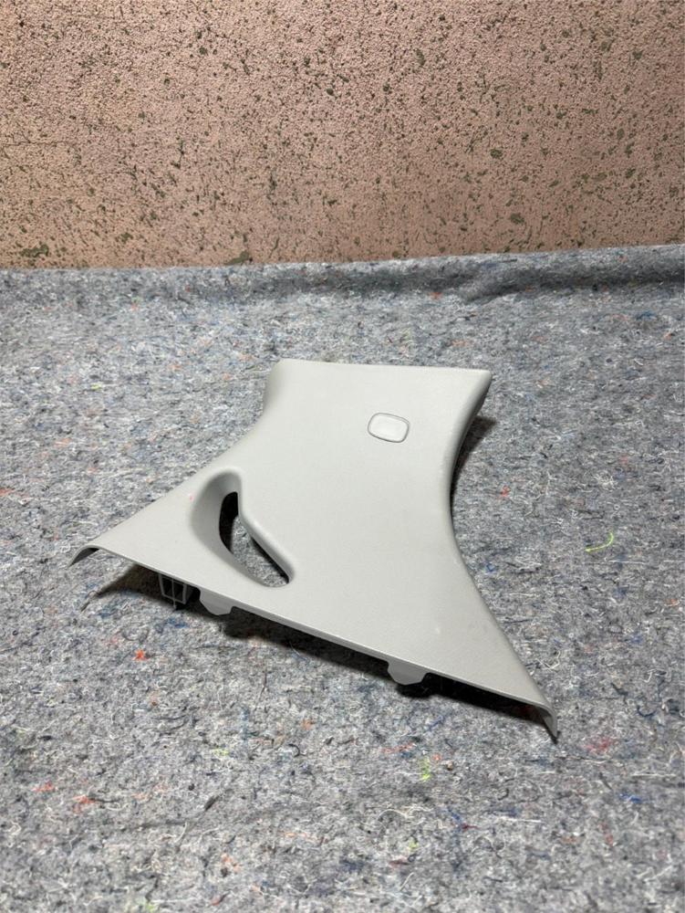 2019-2022 Chevrolet Spark Right Side C Pillar Trim OEM 95408363 – photo 1