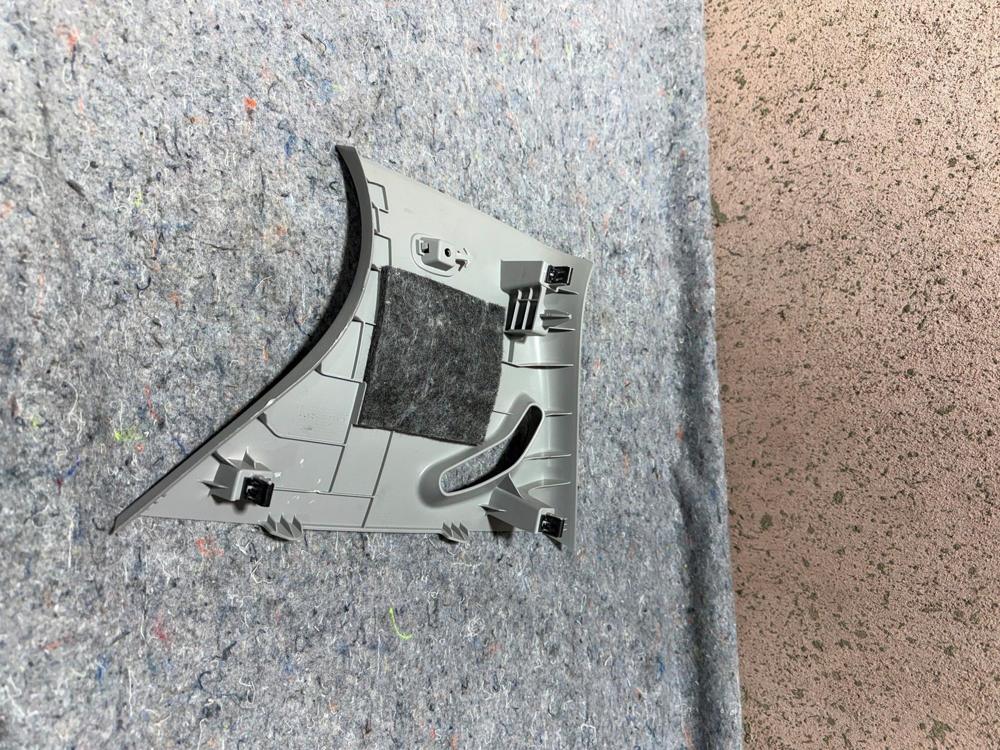 2019-2022 Chevrolet Spark Right Side C Pillar Trim OEM 95408363 – photo 4