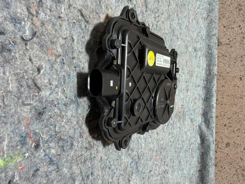 06-10 Bentley Flying Spur Left LH Door Soft Close Actuator 3D0837059B – photo 2