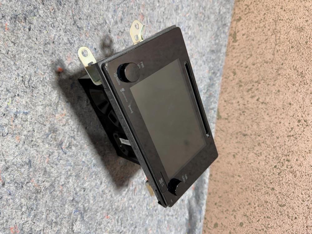 Toyota Tacoma 2016-2019 NAV Display Radio Raceiver CD Non Jbl 86100-04160 OEM – photo 2
