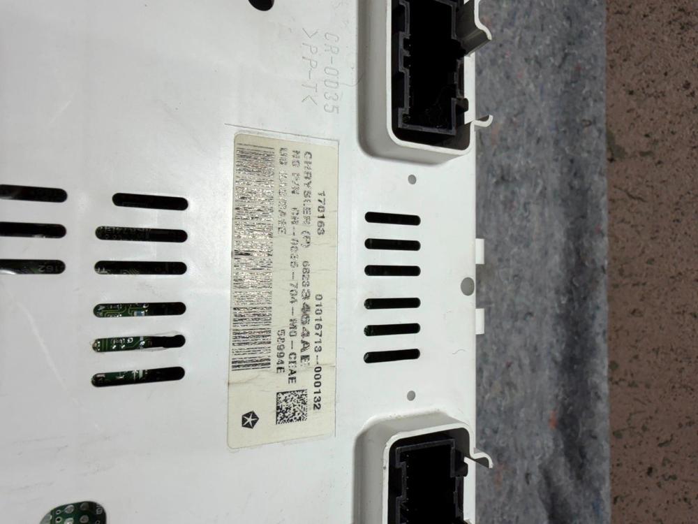 2015-2016 Jeep Patriot Speedometer Gauge Cluster OEM – photo 3