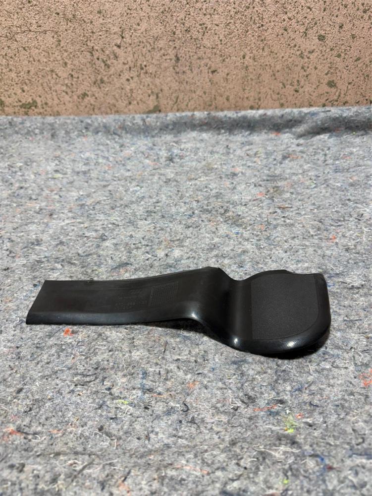 2008-2017 Audi A5 S5 RS5 Front Left Door Compartment Insert Black Rubber Mat – photo 1