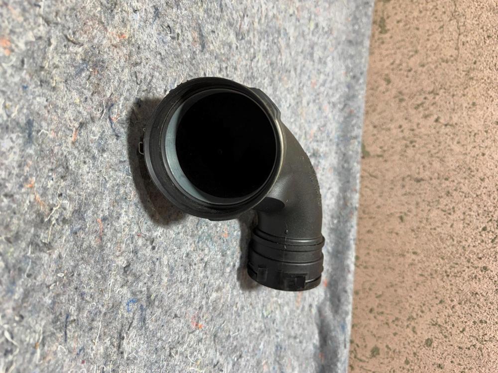 14-17 Maserati Ghibli Right Turbo Intercooler Hose Air Duct Tube 670001590 OEM – photo 4