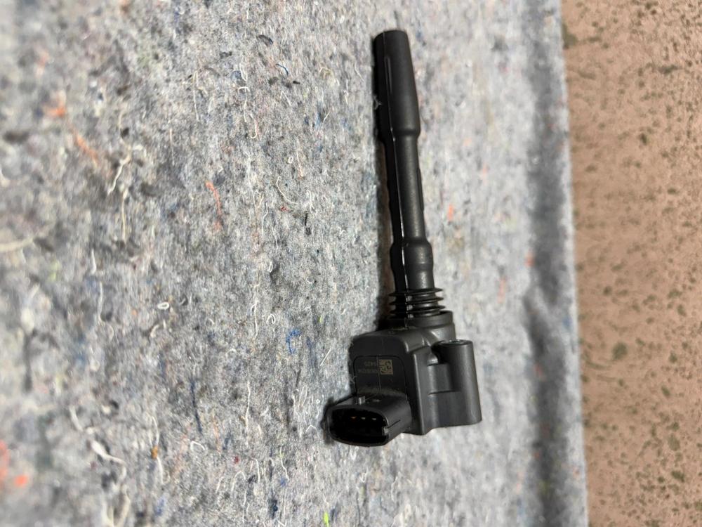 Genuine OEM Ferrari Ignition Coil 288233 – photo 4