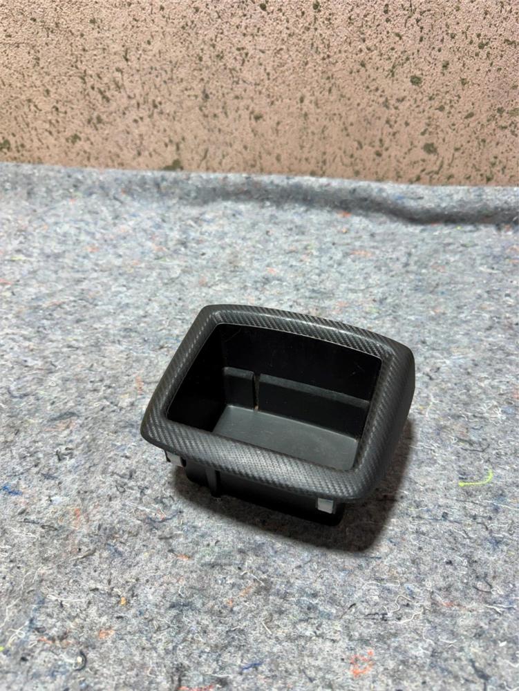 2018 Mazda CX-3 Car Ashtray Insert DA6T6447 – photo 1