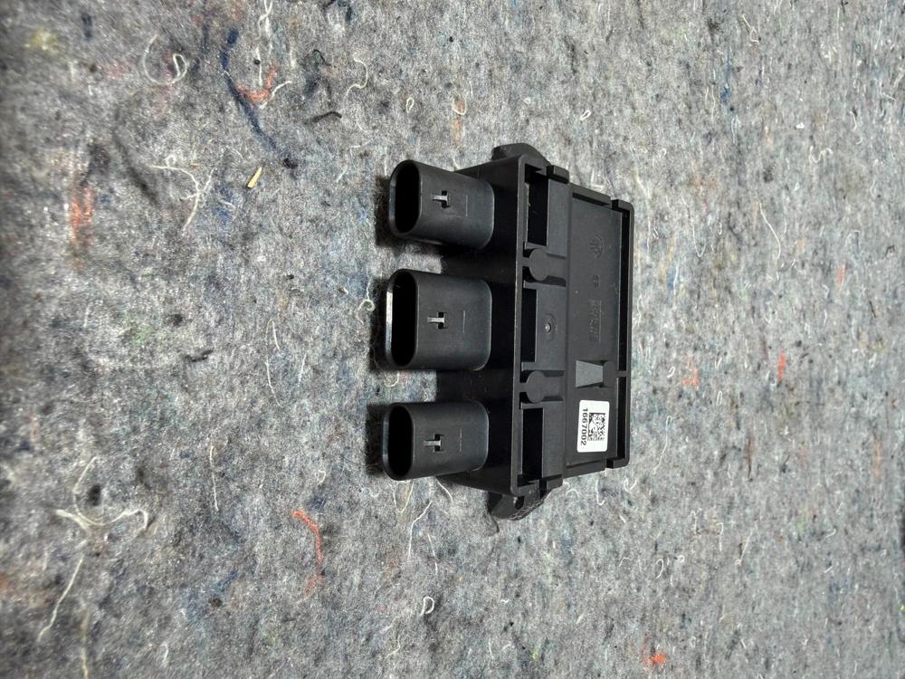 2011-2015 BMW F44 F32 F10 F06 G11 X1 X2 X3 X4 X6 X7 Smart Opener Module OEM – photo 3