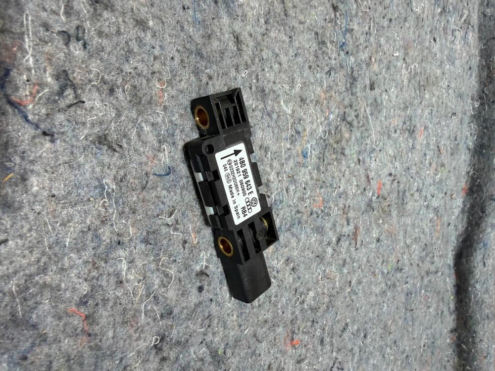 03-10 Porsche Cayenne S Left Rear Sensor Module Unit OEM 4B0959643E – photo 2