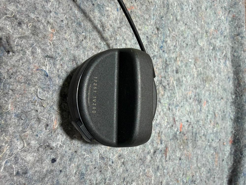 2014-2024 Infinti Q50 Fuel Gas Tank Filler Cap OEM – photo 2