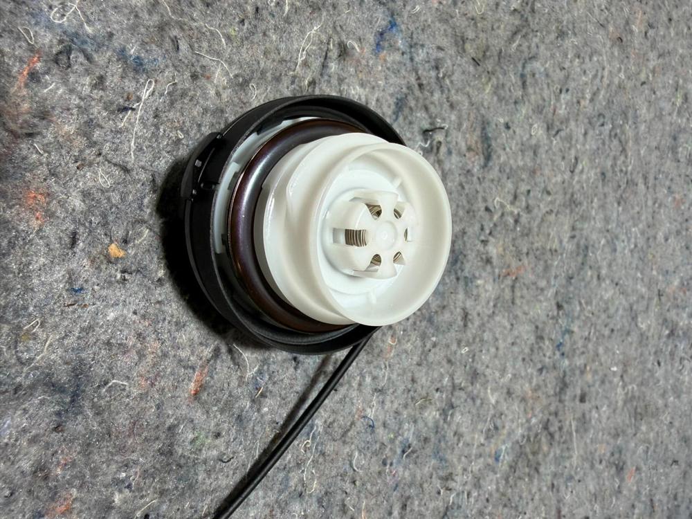 2014-2024 Infinti Q50 Fuel Gas Tank Filler Cap OEM – photo 4